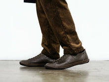 Load image into Gallery viewer, Handmade Japanese SPINGLE MOVE SPM 272 Dark Brown sneakers featuring premium leather and modern design