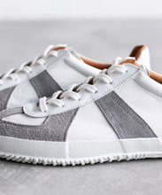 Load image into Gallery viewer, Japanese handcrafted Spingle SP 1047 White leather shoes with abrasion resistant sole and sleek silhouette