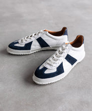 Load image into Gallery viewer, Handmade Japanese SPINGLE SP 1047 White Navy sneakers featuring premium leather and modern design