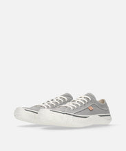 Load image into Gallery viewer, Handmade Japanese SPINGLE SP 1057 Gray sneakers with unique knit texture and durable sole