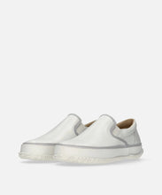 Load image into Gallery viewer, Japanese handcrafted Spingle SP 1059 White leather shoes with abrasion resistant sole and sleek silhouette