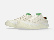 Load image into Gallery viewer, Japanese handcrafted Spingle SP 107IL White Green leather shoes with abrasion resistant sole and sleek silhouette