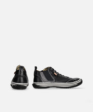 Load image into Gallery viewer, Handmade Japanese SPINGLE SP 442 Black sneakers featuring premium leather and modern design