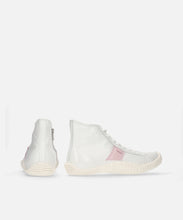 Load image into Gallery viewer, Handmade Japanese SPINGLE SP 6155 Black sneakers featuring premium leather and modern design