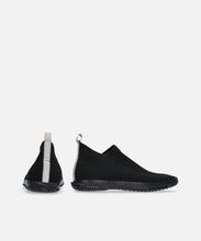 Load image into Gallery viewer, Handmade Japanese SPINGLE SP 528 Black Gray sneakers featuring premium leather and unique sole design