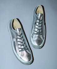 Load image into Gallery viewer, SP-110 Silver - Spingle Move Manila