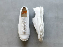 Load image into Gallery viewer, Japanese handcrafted Spingle Move SPM 1001 White kangaroo leather shoes with abrasion resistant sole and sleek silhouette