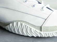 Load image into Gallery viewer, Japanese handcrafted Spingle Move SPM 1001 White kangaroo leather shoes with abrasion resistant sole and sleek silhouette
