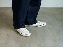 Load image into Gallery viewer, SPINGLE MOVE SPM-141 White Black - Spingle Move Manila