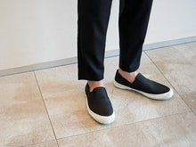 Load image into Gallery viewer, SPINGLE MOVE SPM-295 Black - Spingle Move Manila