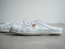 Load image into Gallery viewer, Japanese handcrafted Spingle Move SPM 721 White Blue kangaroo leather shoes with abrasion resistant sole and sleek silhouette
