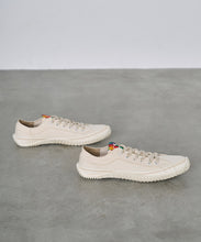 Load image into Gallery viewer, Japanese handcrafted Spingle SP 1005 Kinari sneakers with recycled lining and abrasion resistant sole
