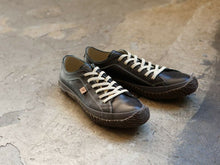 Load image into Gallery viewer, Japanese handcrafted Spingle SP 110 Black leather shoes with abrasion resistant sole and sleek silhouette
