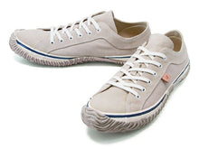 Load image into Gallery viewer, Japanese handcrafted Spingle SP 141 Light Gray kangaroo leather shoes with abrasion resistant sole and sleek silhouette
