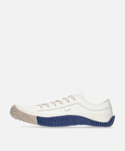 Load image into Gallery viewer, Handmade Japanese SPINGLE SP 187 White Navy sneakers featuring unique two tone rubber sole
