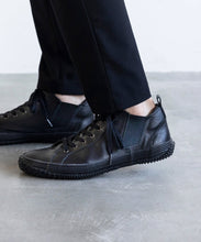 Load image into Gallery viewer, Handmade Japanese SPINGLE SP 442 Black Black sneakers featuring premium leather and modern design

