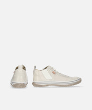 Load image into Gallery viewer, Handmade Japanese SPINGLE SP 442 Ivory sneakers featuring premium leather and modern design
