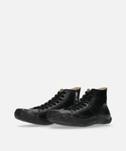 Load image into Gallery viewer, Handmade Japanese SPINGLE SP 443 Black sneakers featuring premium leather and modern design
