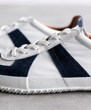 Load image into Gallery viewer, SP-1047 White/Navy - Spingle Move Manila
