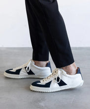 Load image into Gallery viewer, SP-1047 White/Navy - Spingle Move Manila
