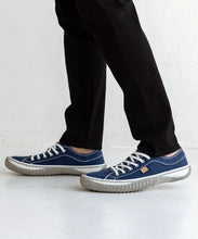 Load image into Gallery viewer, SP-141 Navy/White - Spingle Move Manila
