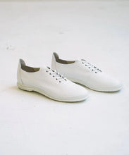 Load image into Gallery viewer, SP-1801 White - Spingle Move Manila
