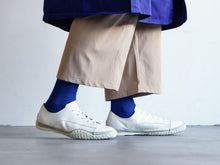 Load image into Gallery viewer, Japanese handcrafted Spingle Move SPM 1001 White kangaroo leather shoes with abrasion resistant sole and sleek silhouette
