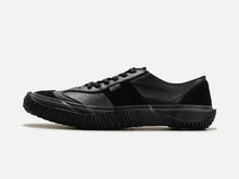 Load image into Gallery viewer, Japanese handcrafted Spingle Move SPM 1002 Black kangaroo leather shoes with abrasion resistant sole and sleek silhouette
