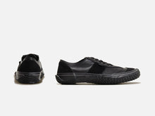 Load image into Gallery viewer, Japanese handcrafted Spingle Move SPM 1002 Black kangaroo leather shoes with abrasion resistant sole and sleek silhouette
