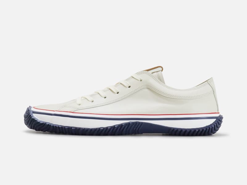 Japanese handcrafted Spingle Move SPM 1020 Ivory kangaroo leather shoes with abrasion resistant sole and sleek silhouette