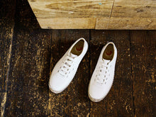 Load image into Gallery viewer, SPINGLE MOVE SPM-257 White - Spingle Move Manila

